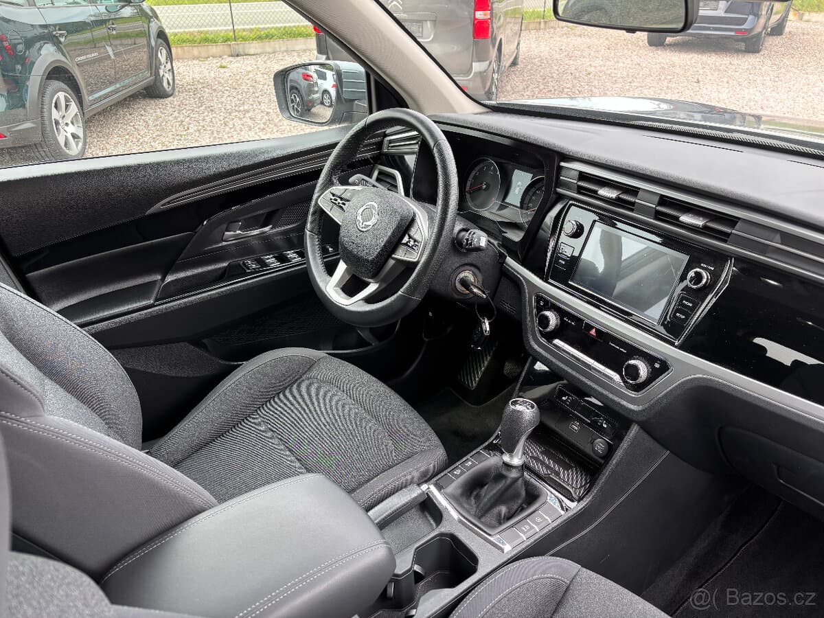 2022 SsangYong KORANDO - 9