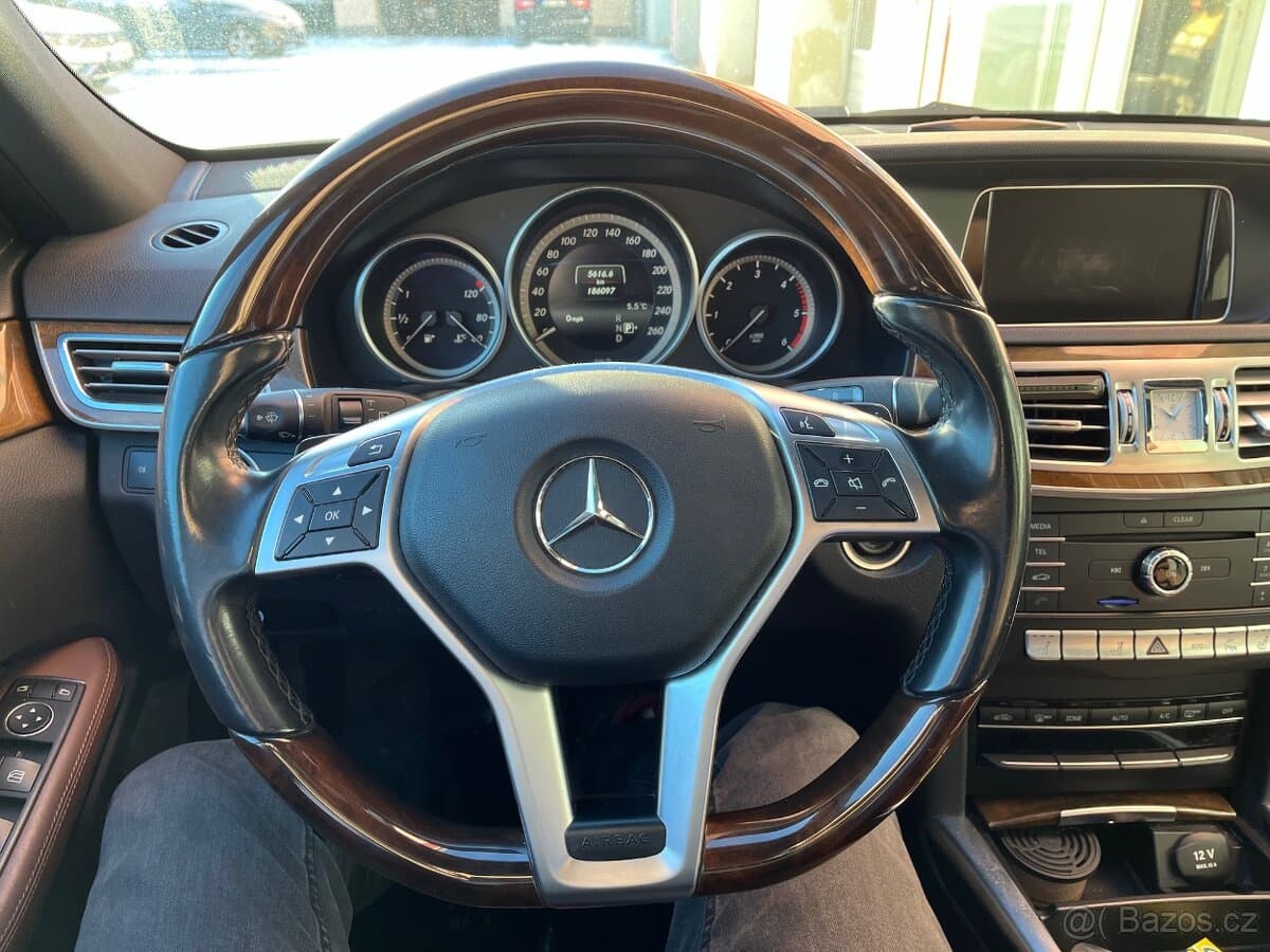 2015 Mercedes-Benz OSTATNÍ - 9