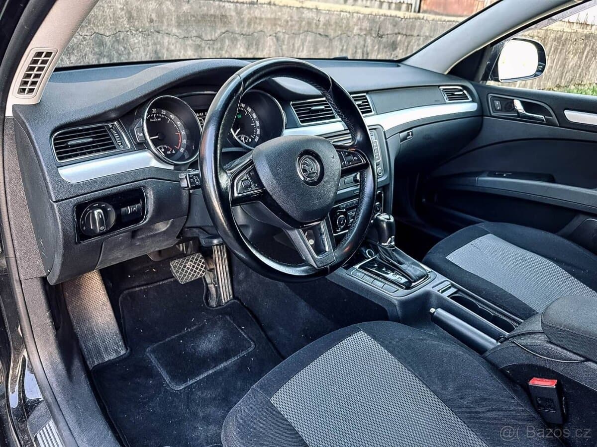 2014 Škoda SUPERB - 9