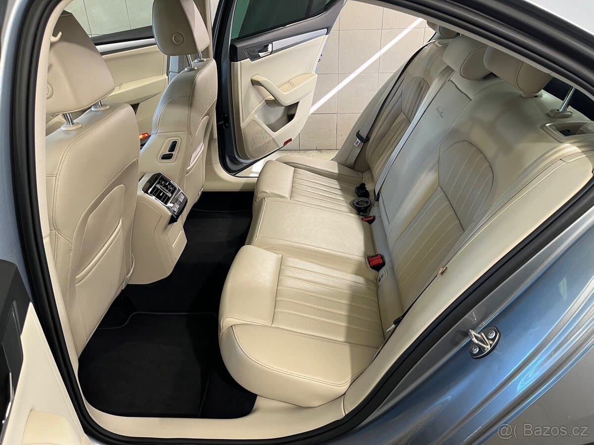 2015 Škoda SUPERB - 9
