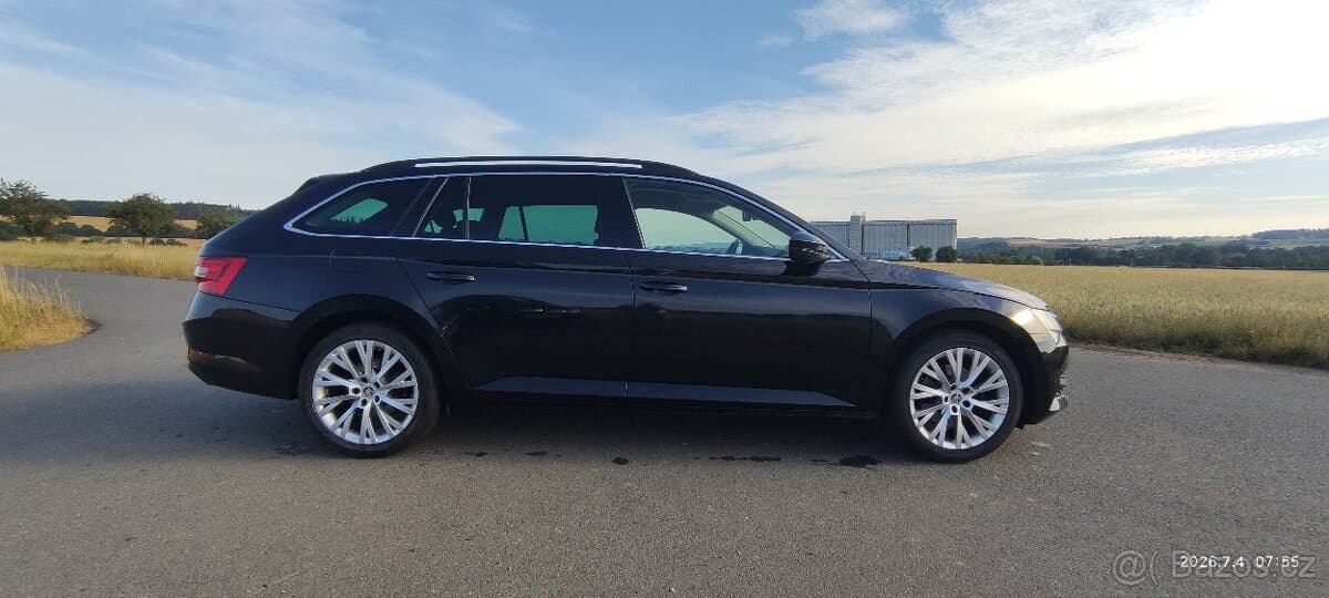 2020 Škoda SUPERB - 9