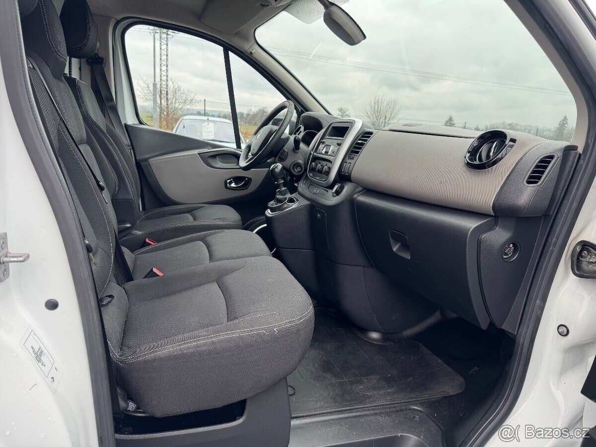 2017 Renault TRAFIC - 9