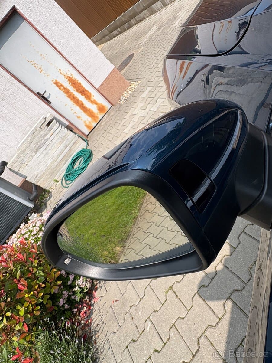 2020 Volkswagen PASSAT - 9