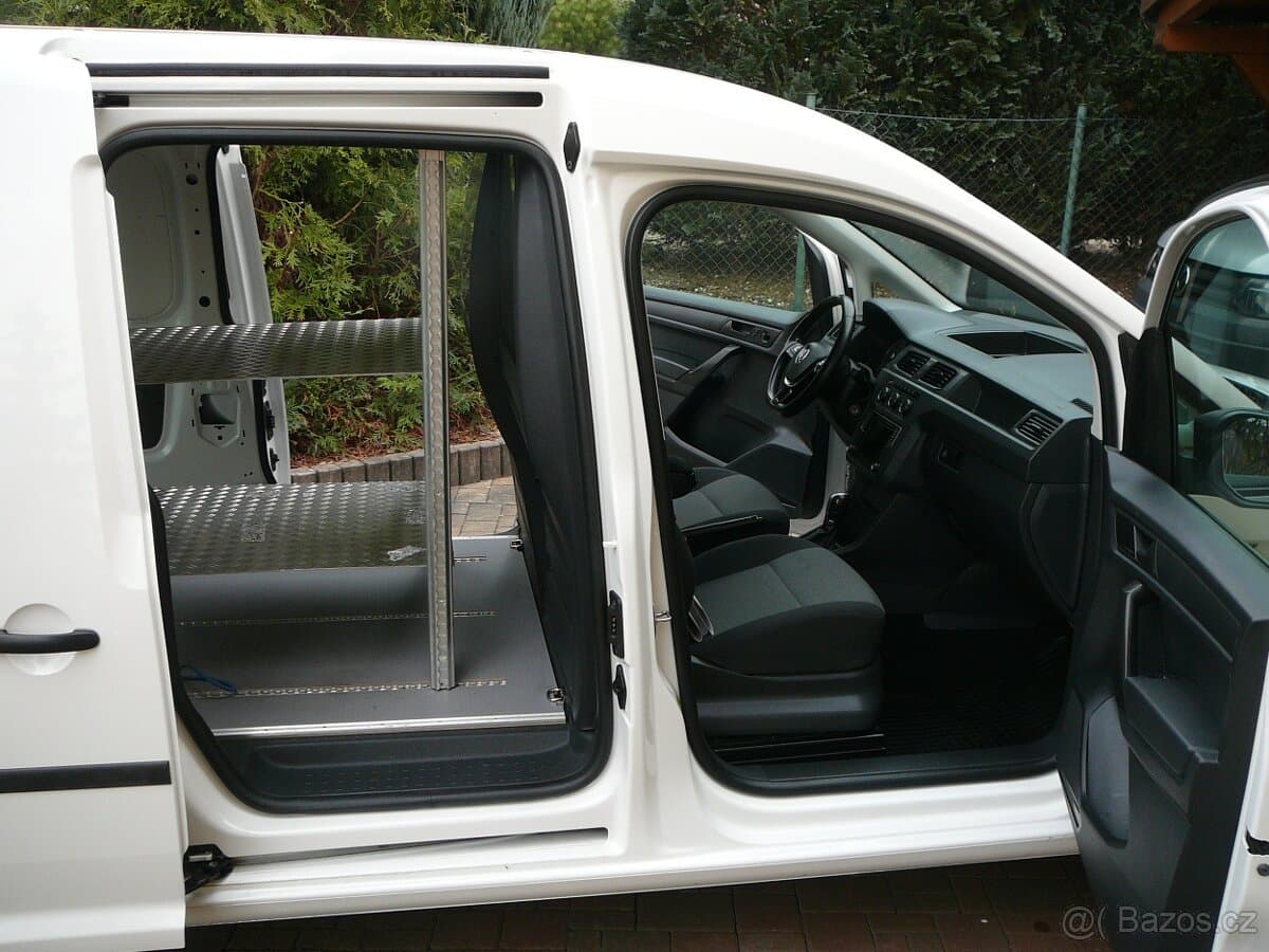 2019 Volkswagen CADDY - 9