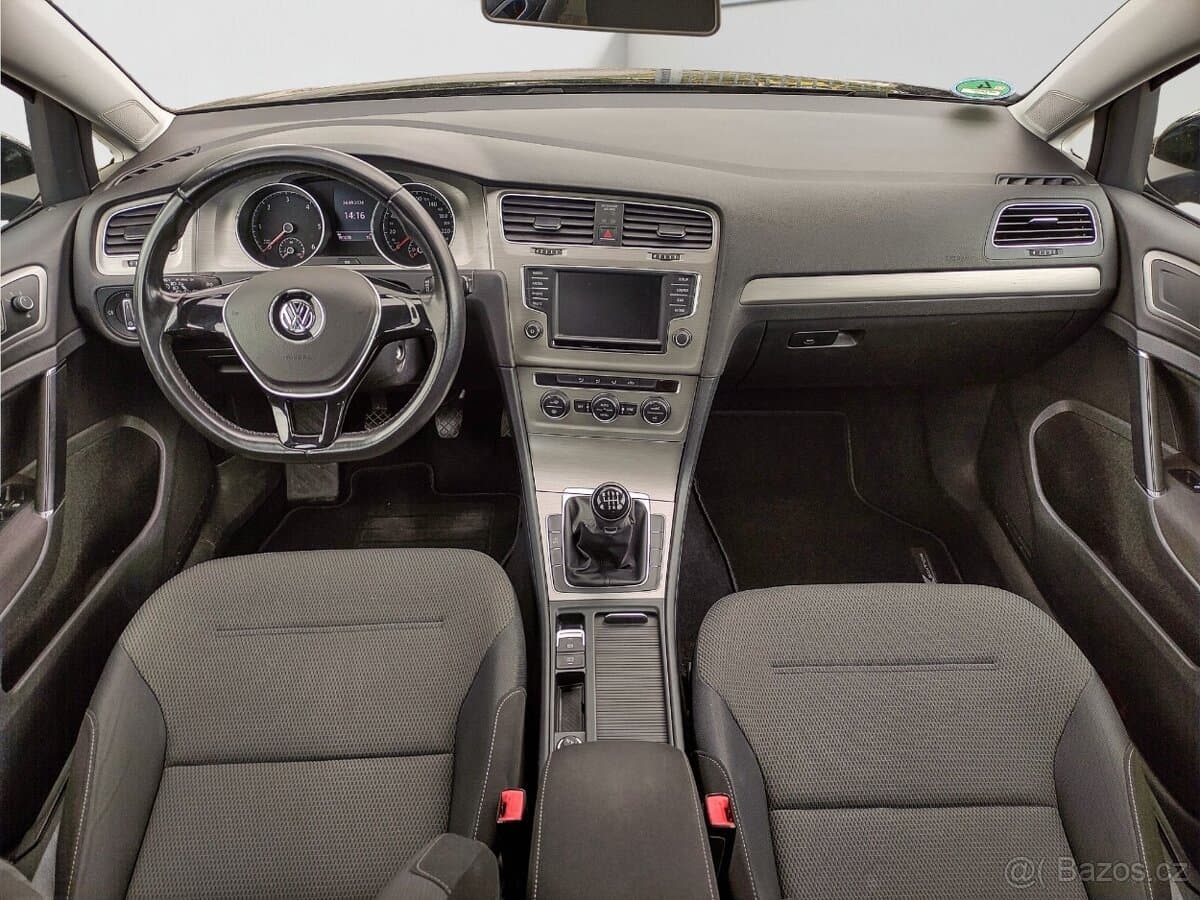 2015 Volkswagen GOLF - 9
