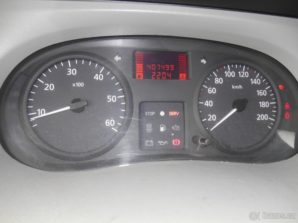 Renault TRAFIC - 9