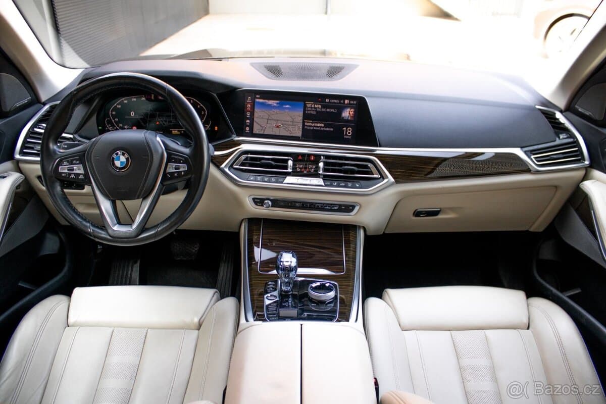 2019 BMW X5 - 9