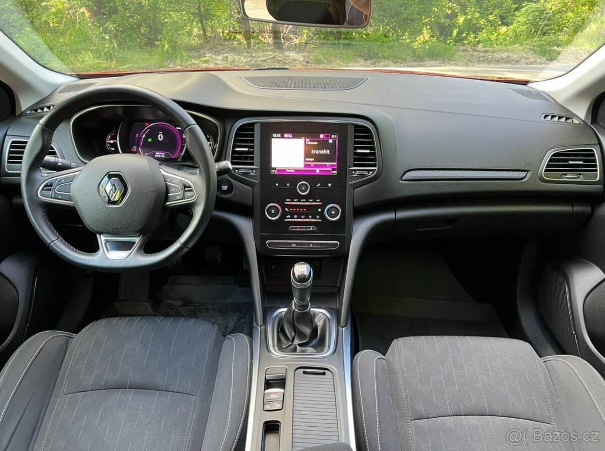 2019 Renault MEGANE - 9