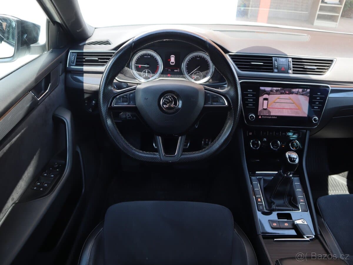 2018 Škoda SUPERB - 9