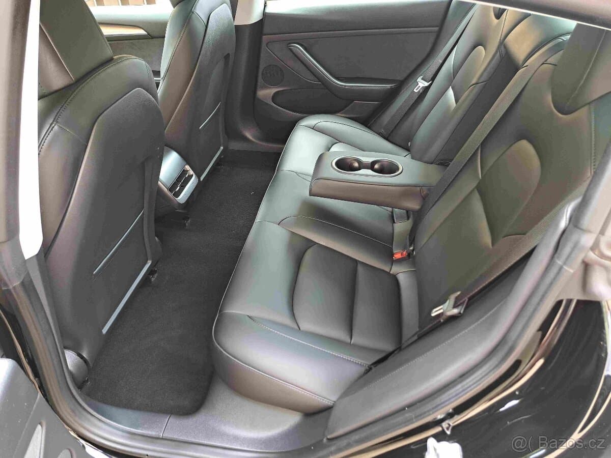 2023 Tesla MODEL 3 - 9