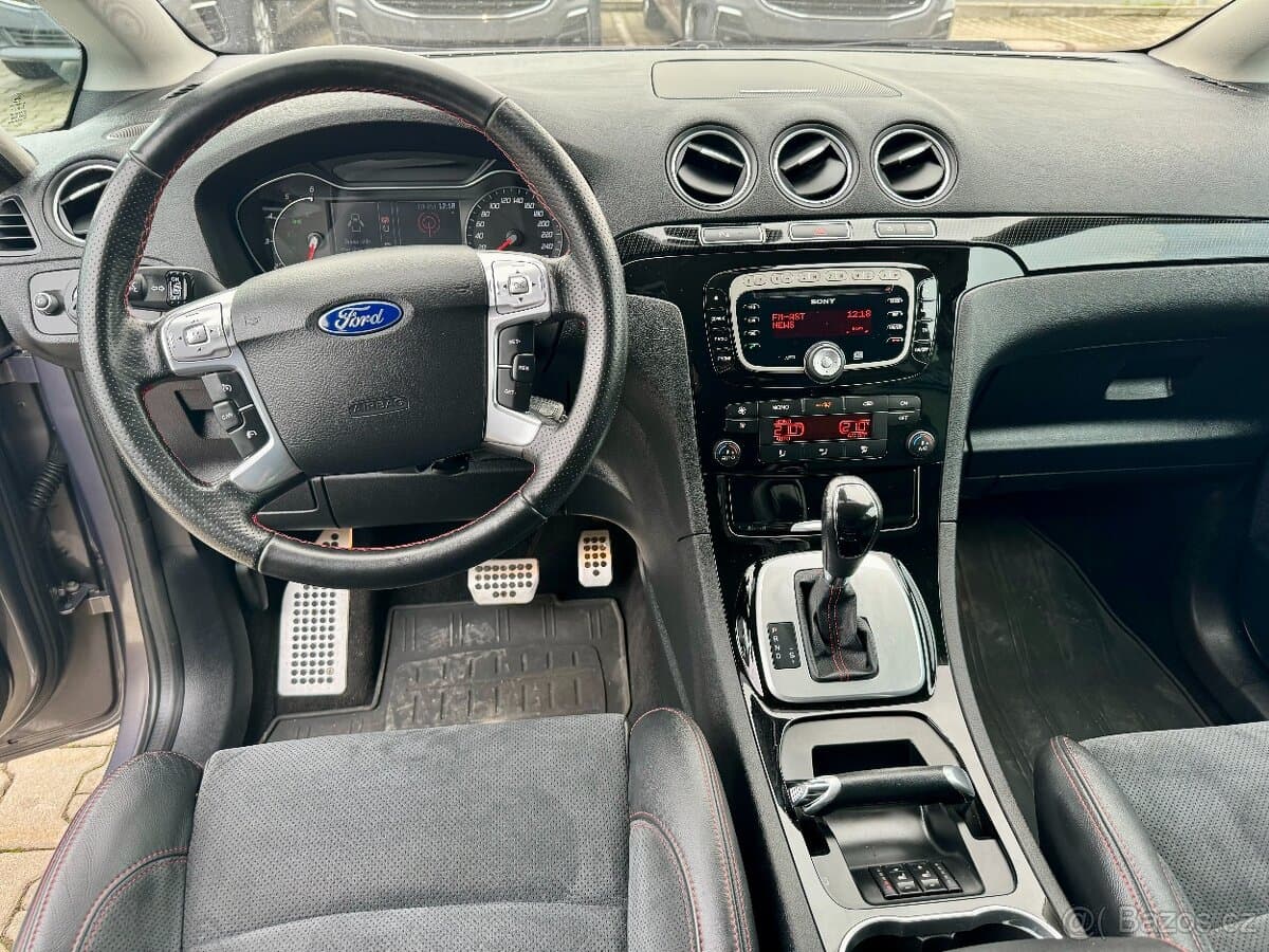 2012 Ford S-MAX - 9