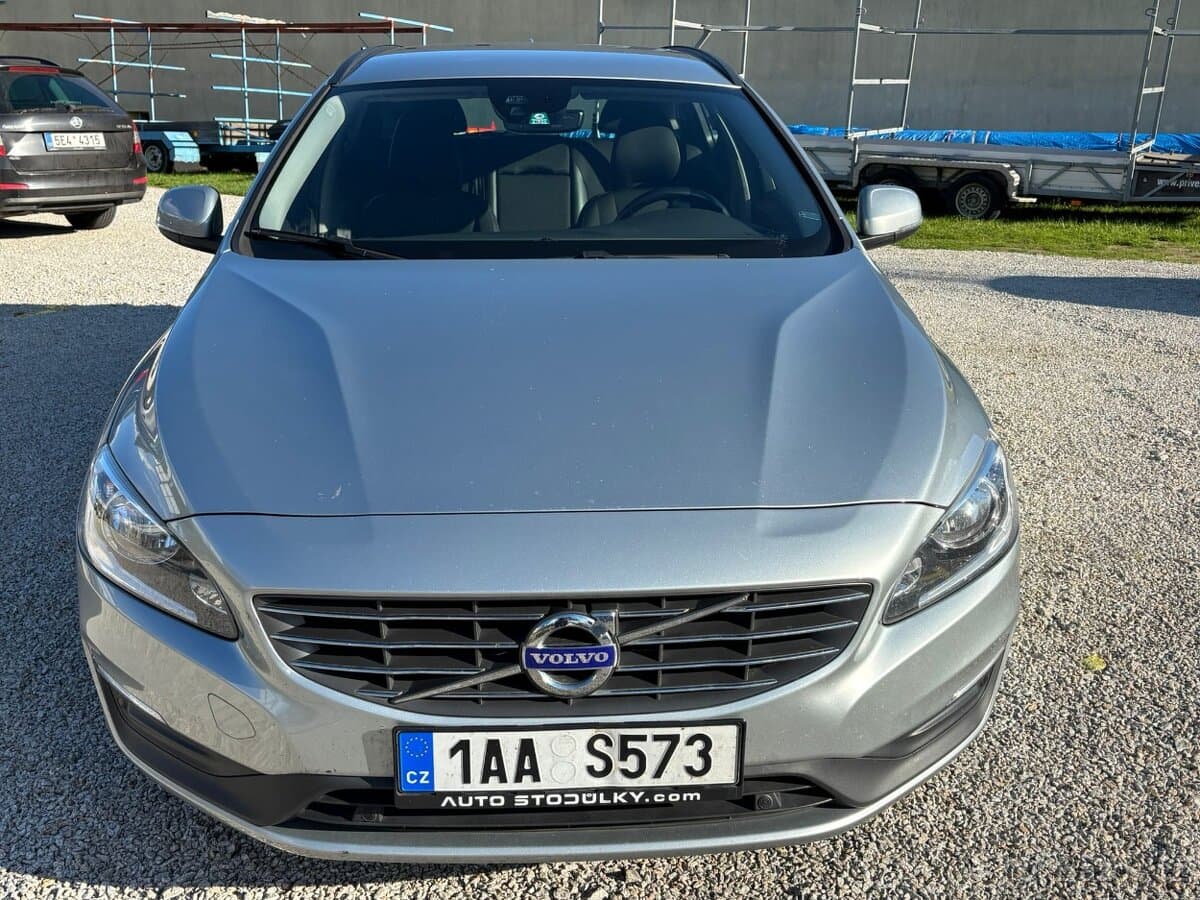 2017 Volvo V60 - 9