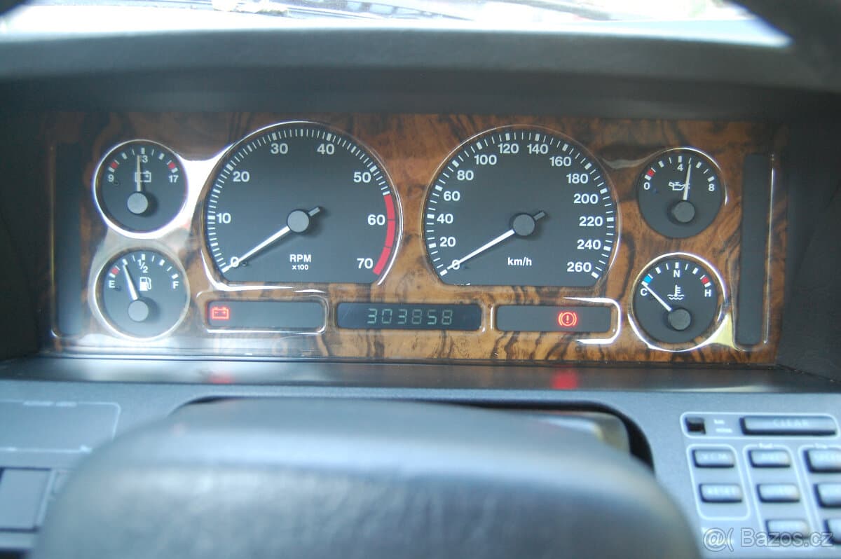 1990 Jaguar XJ - 9
