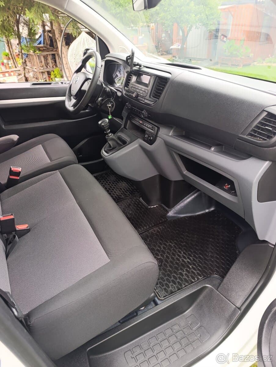 2020 Toyota PROACE - 9
