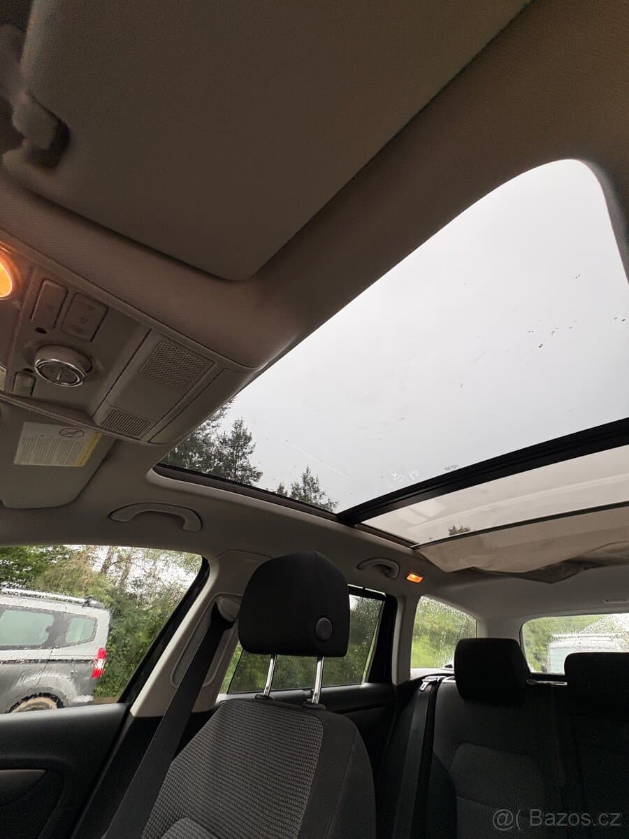 Volkswagen PASSAT - 9