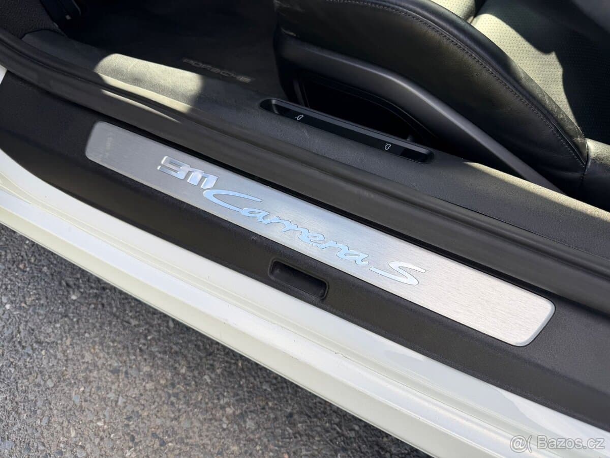 2019 Porsche 911 - 9