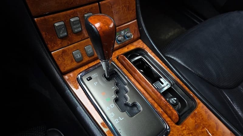 2003 Lexus LS - 9