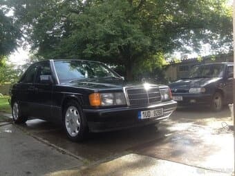 1992 Mercedes-Benz 190 - 9