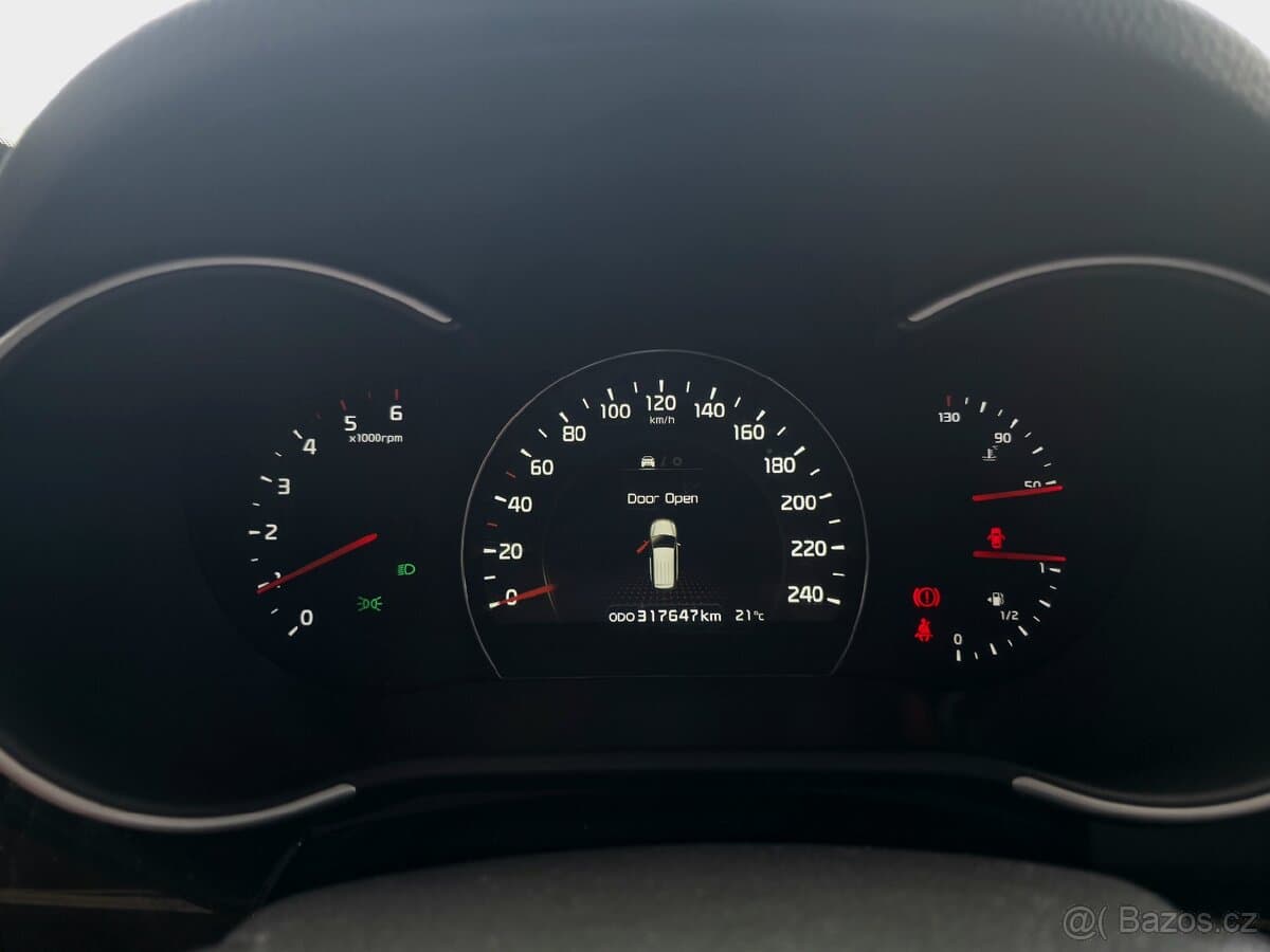 2014 Kia SORENTO - 9