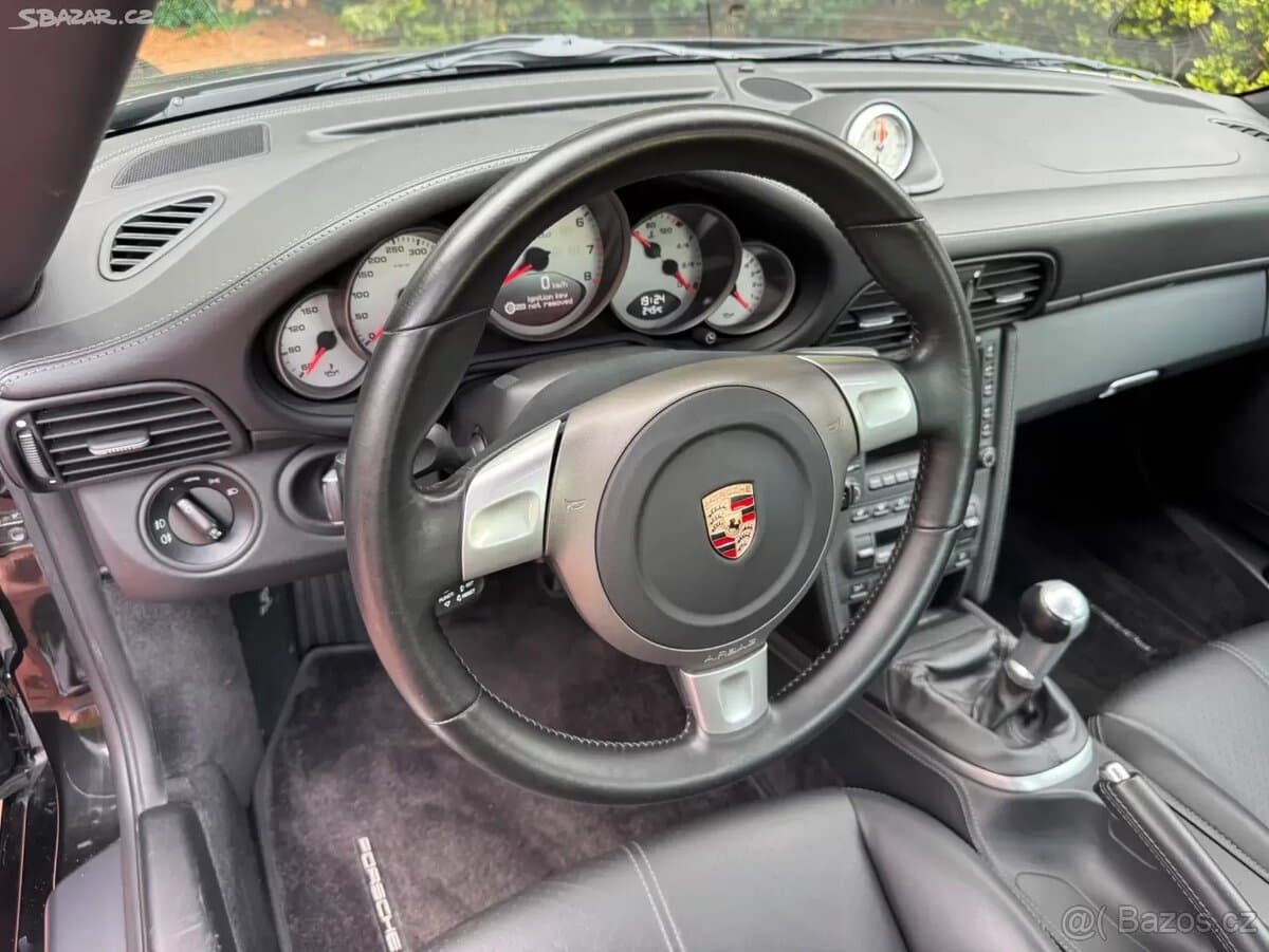 2006 Porsche 911 - 9