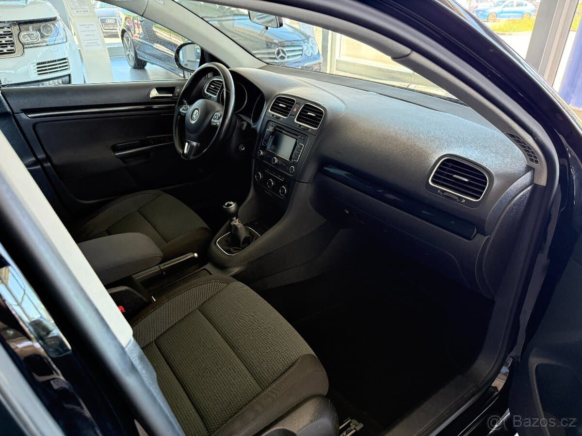 2011 Volkswagen GOLF - 9