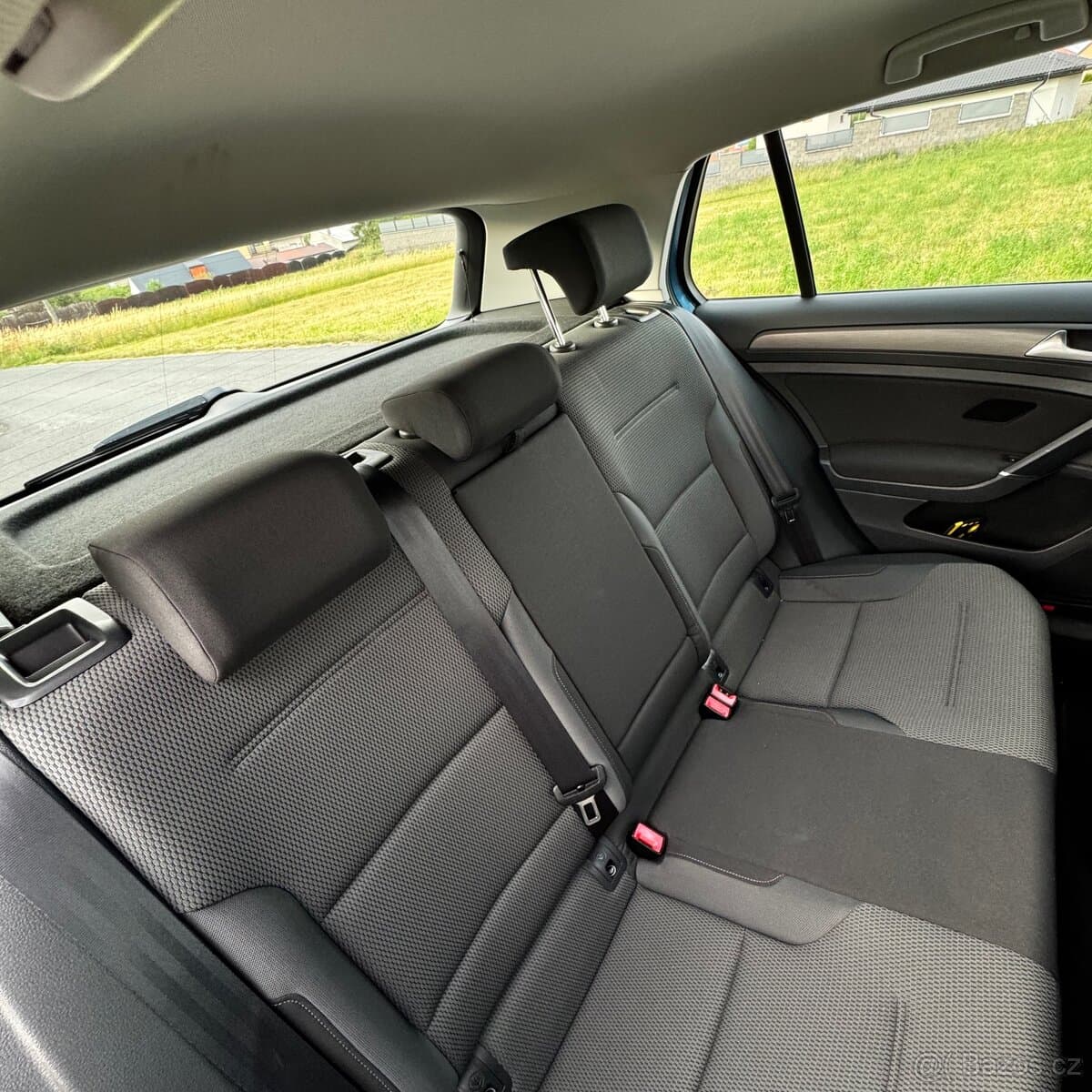 2013 Volkswagen GOLF - 9