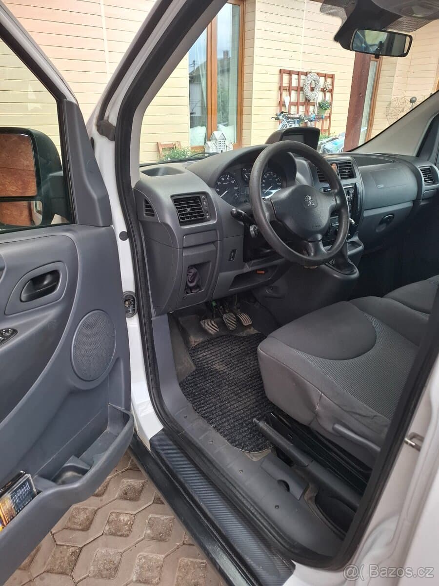 Peugeot EXPERT - 9