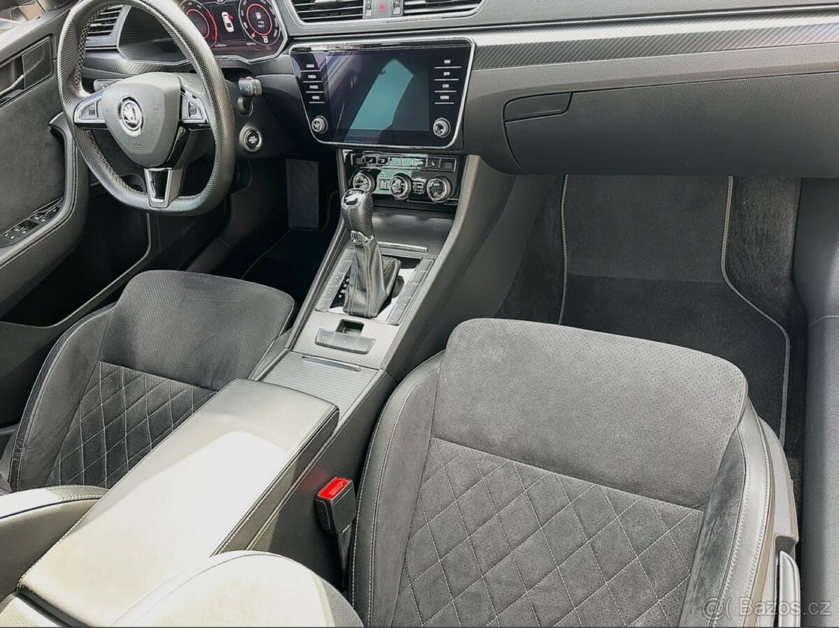 2020 Škoda SUPERB - 9