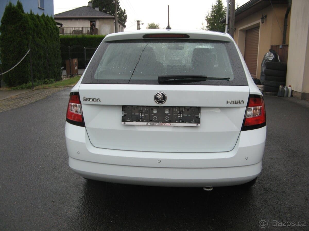 2015 Škoda FABIA - 9