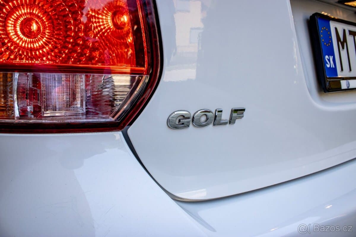 2010 Volkswagen GOLF - 9