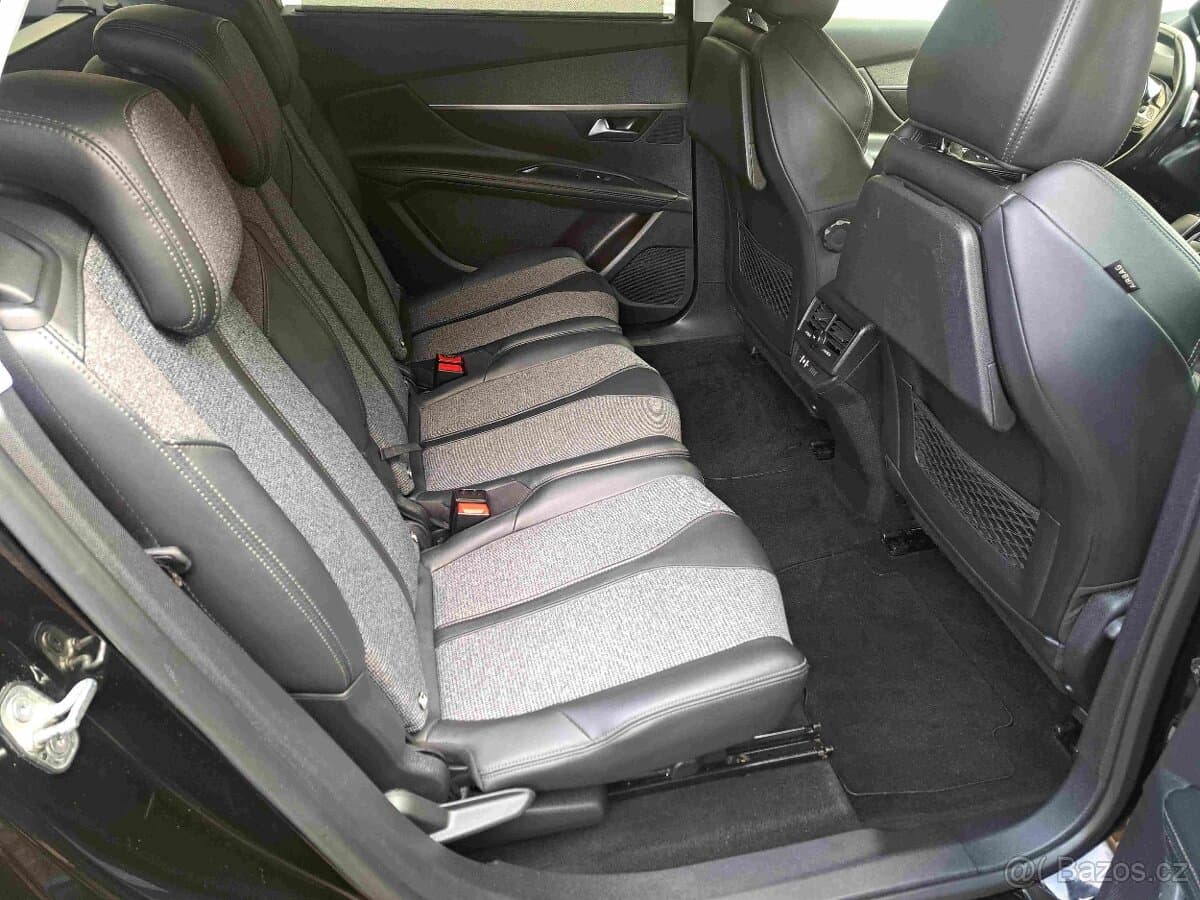 2019 Peugeot 5008 - 9