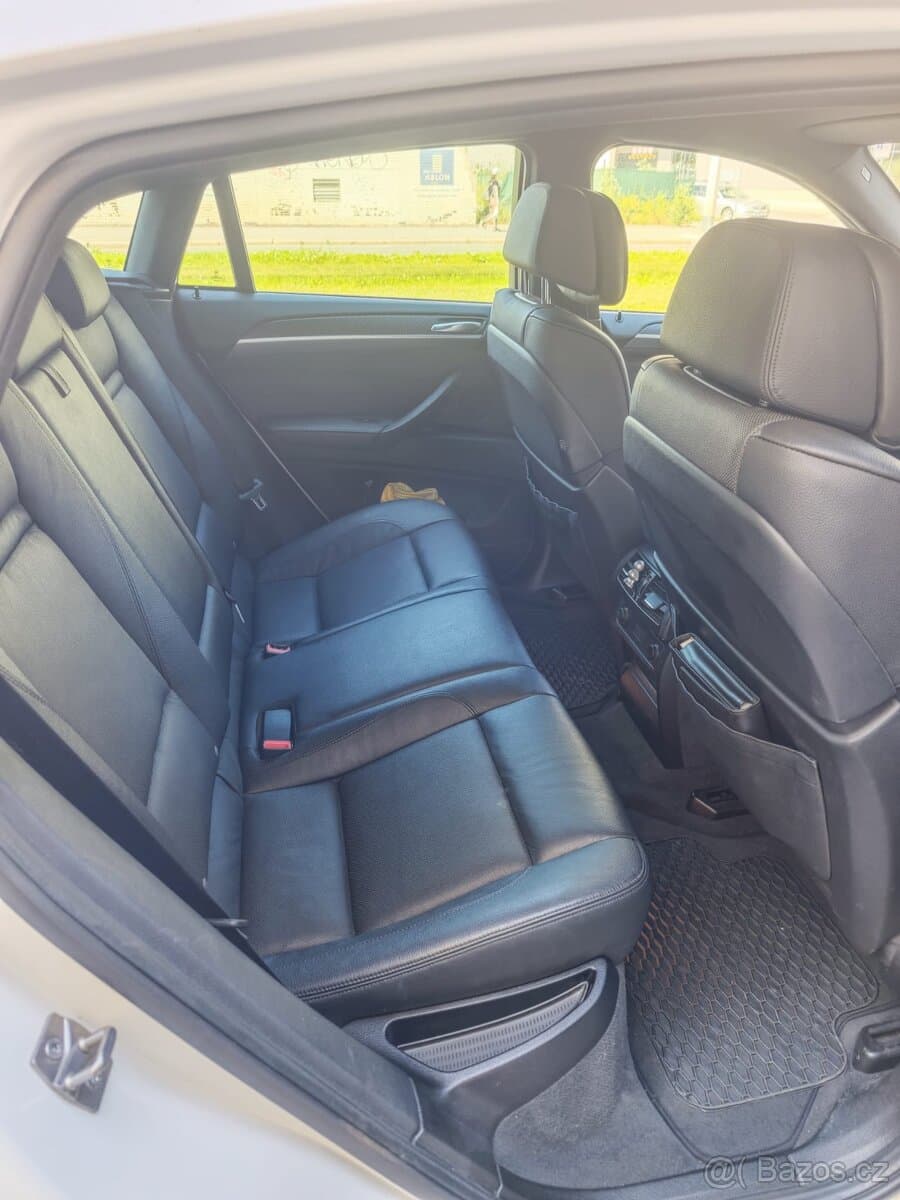 2011 BMW X6 - 9
