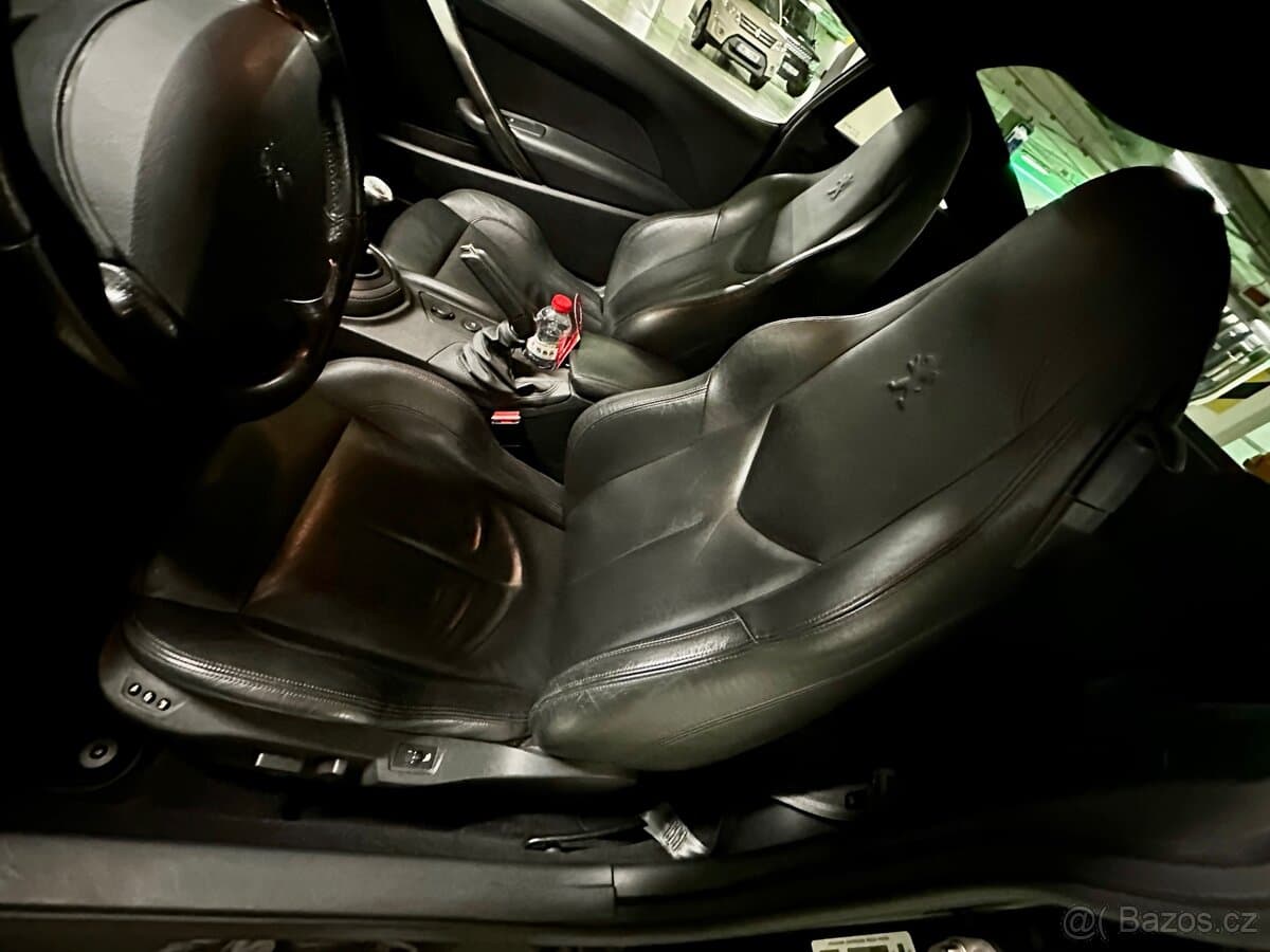 2011 Peugeot RCZ - 9