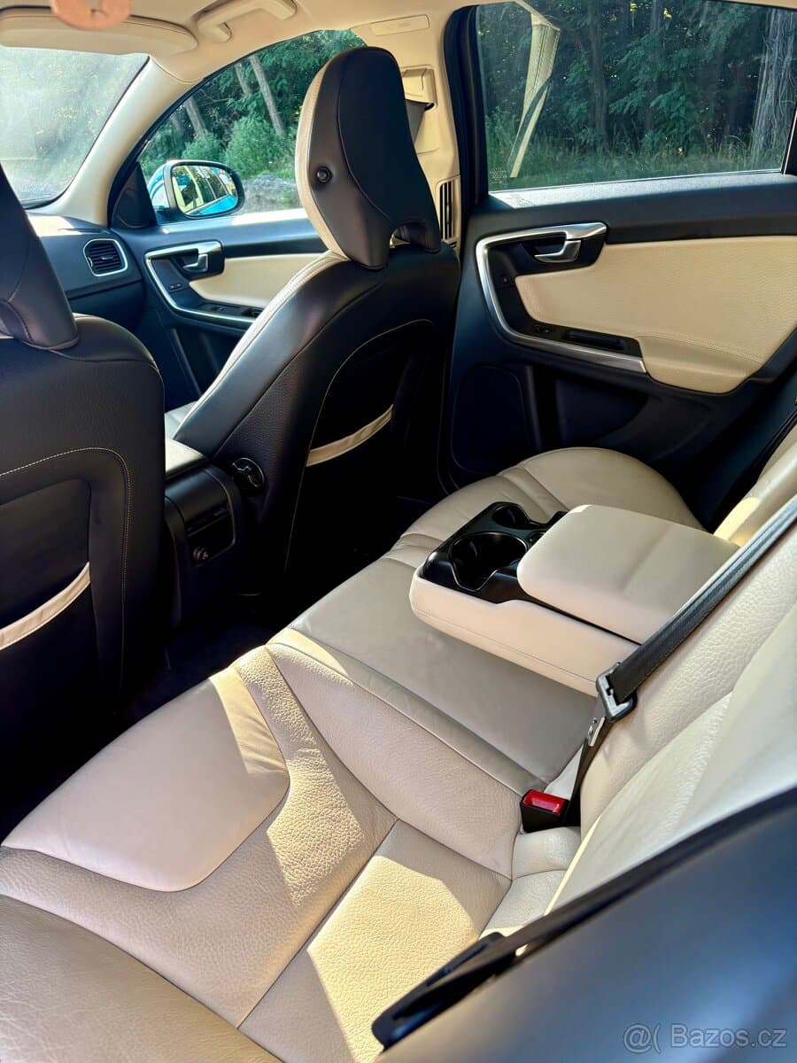 2013 Volvo S60 - 9