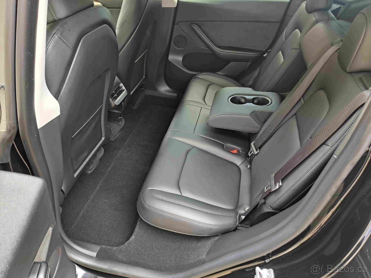 2023 Tesla MODEL Y - 9