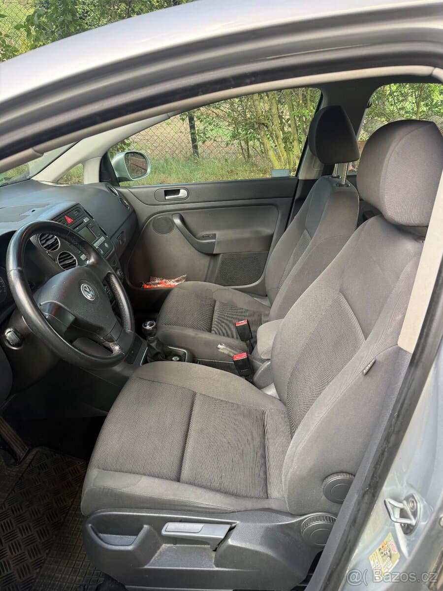 2006 Volkswagen GOLF - 9