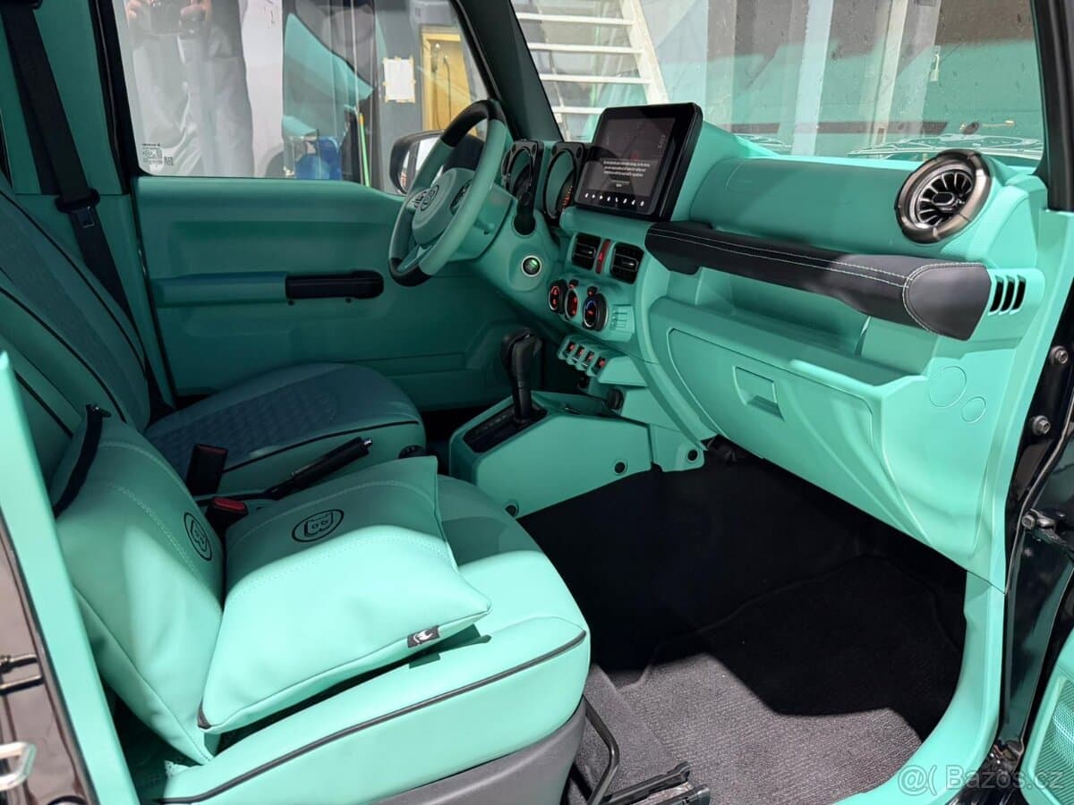 2025 Suzuki JIMNY - 9