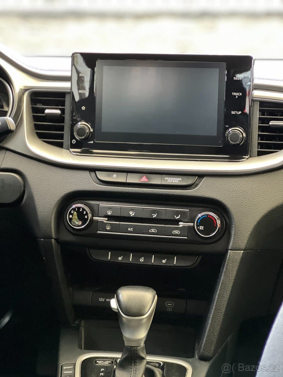 2022 Kia CEE'D - 9