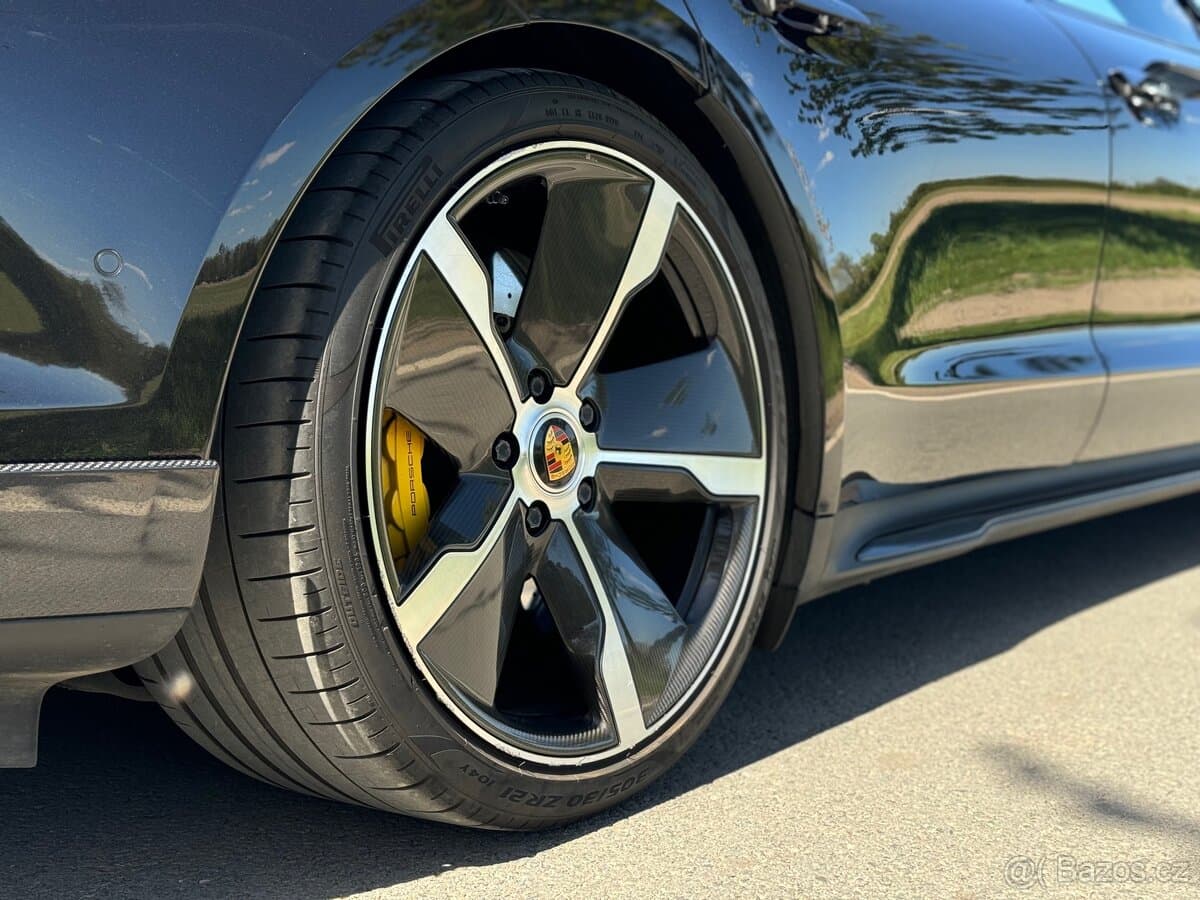 2021 Porsche TAYCAN - 9