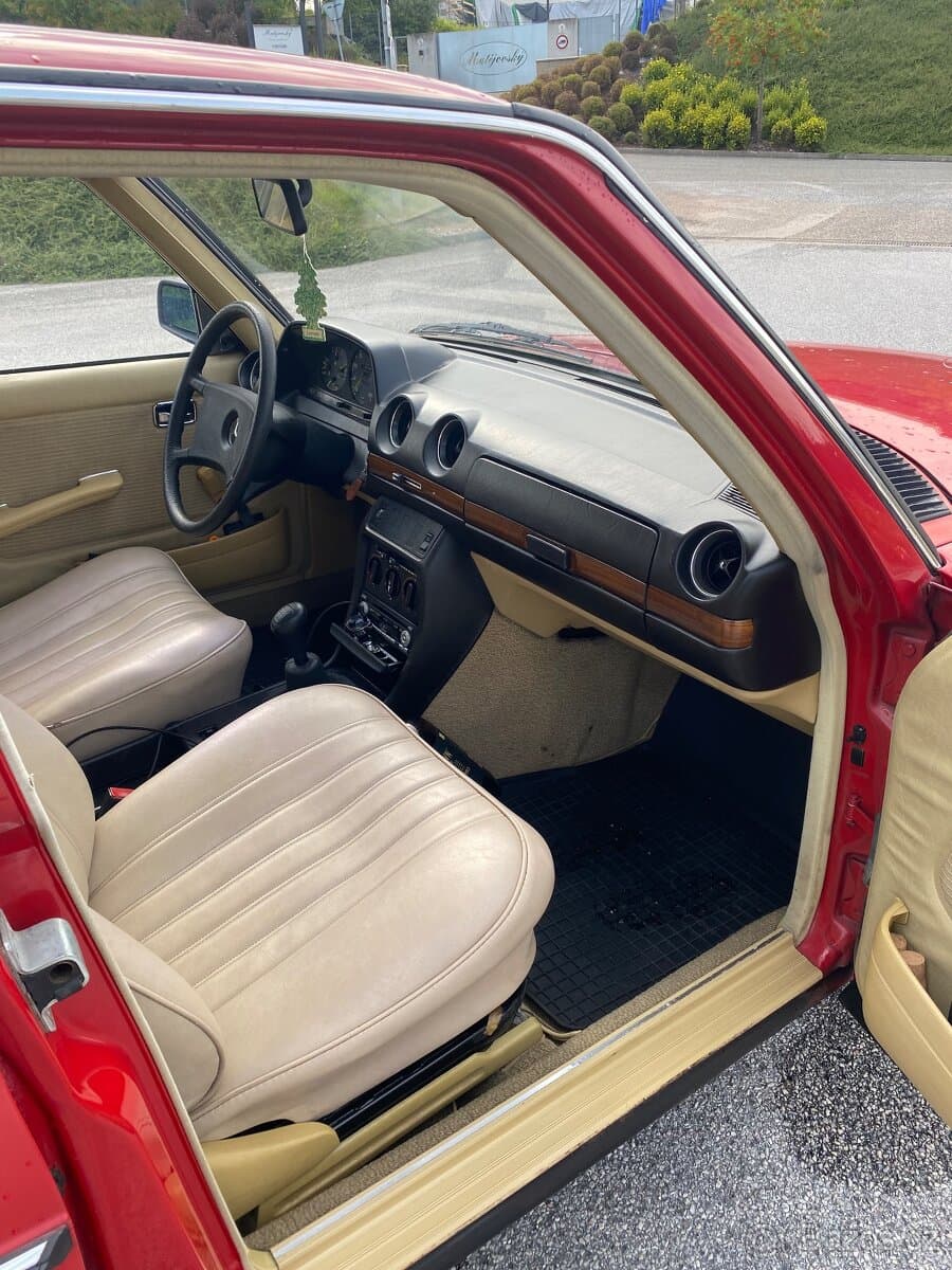1984 Mercedes-Benz 190 - 9
