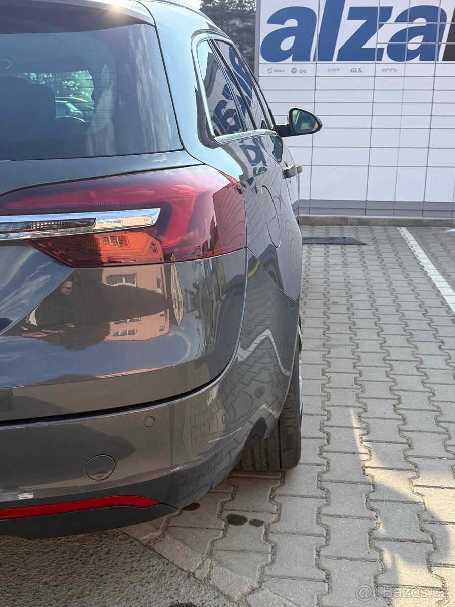 2015 Opel INSIGNIA - 9