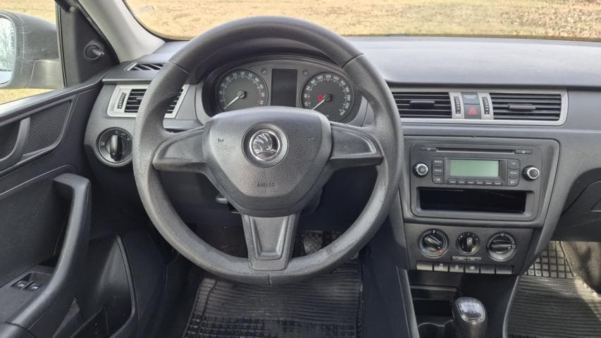 2015 Škoda RAPID - 9