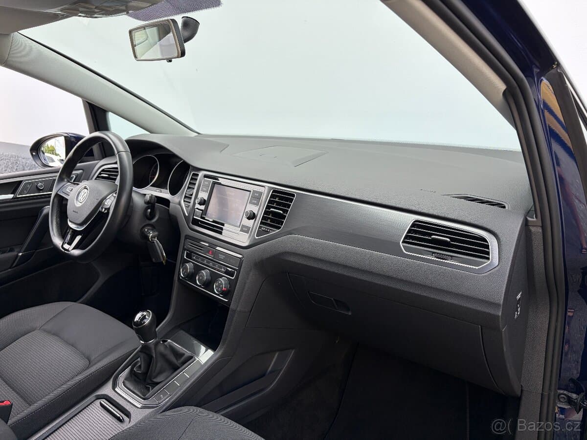2018 Volkswagen GOLF - 9