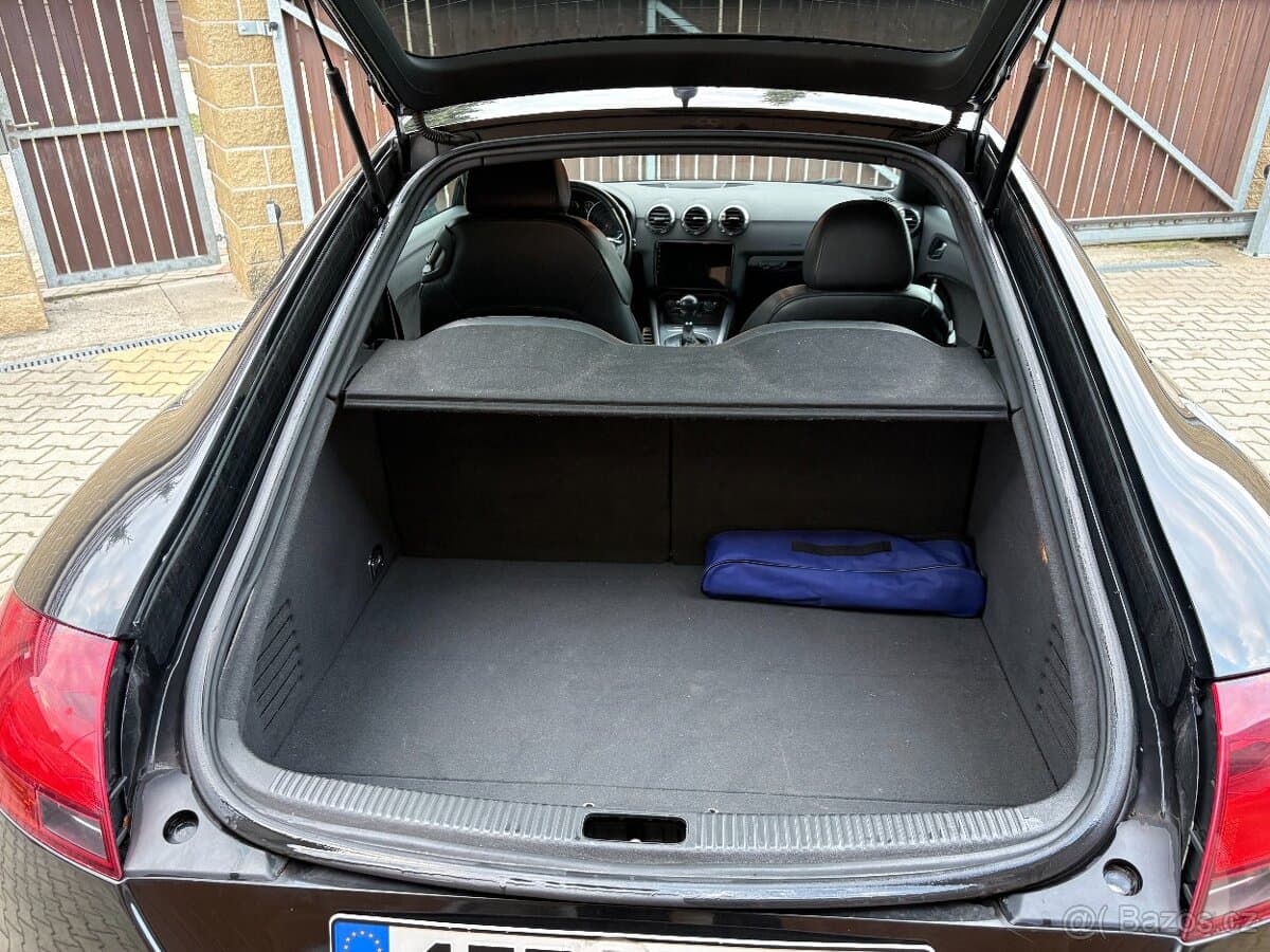 2008 Audi TT - 9