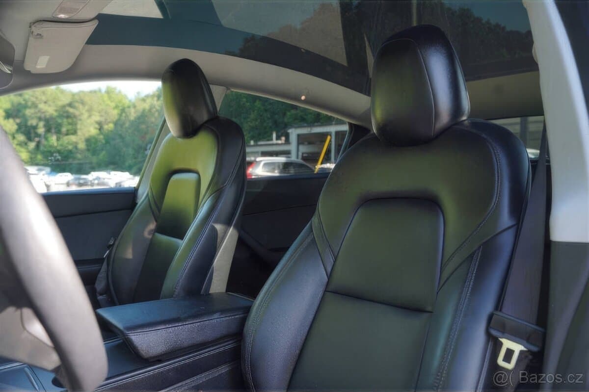 2022 Tesla MODEL Y - 9
