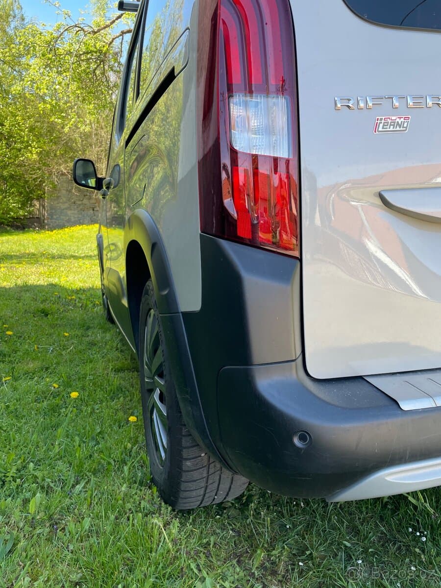 2020 Peugeot RIFTER - 9
