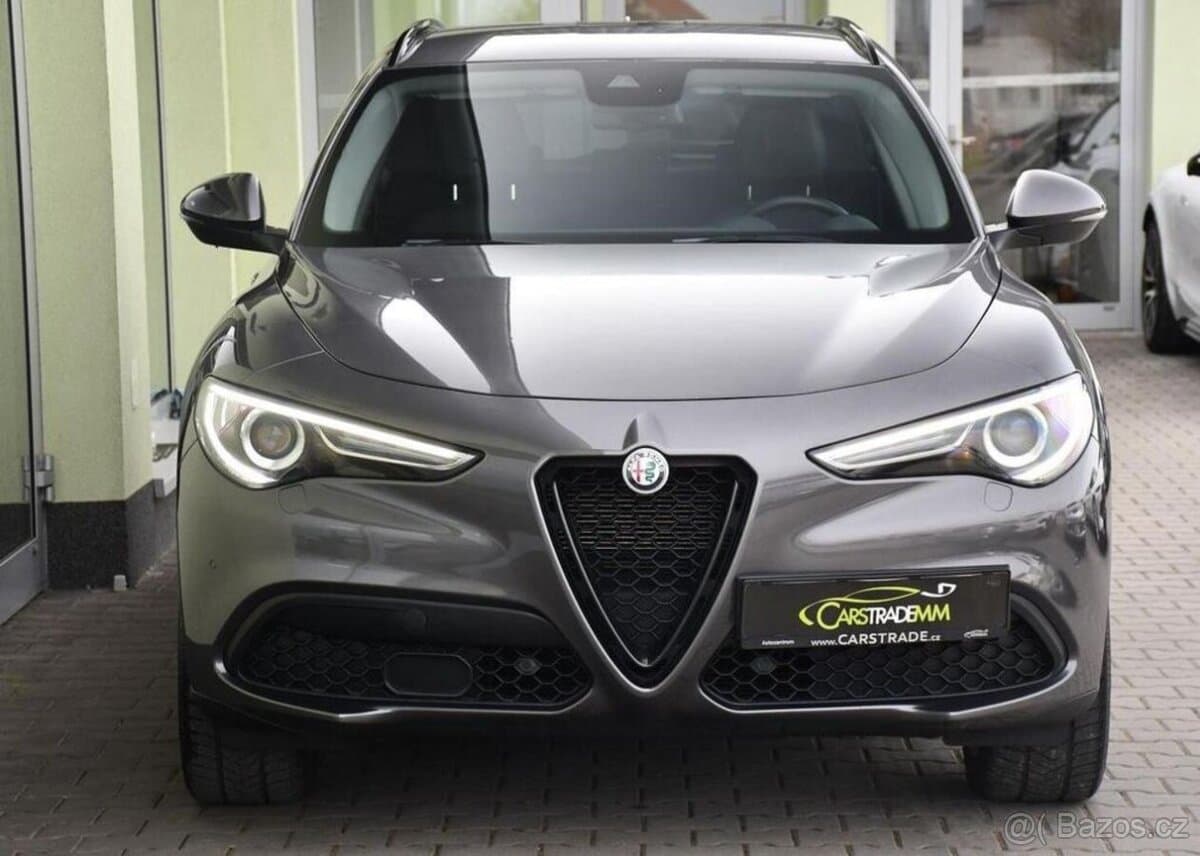 2020 Alfa Romeo STELVIO - 9