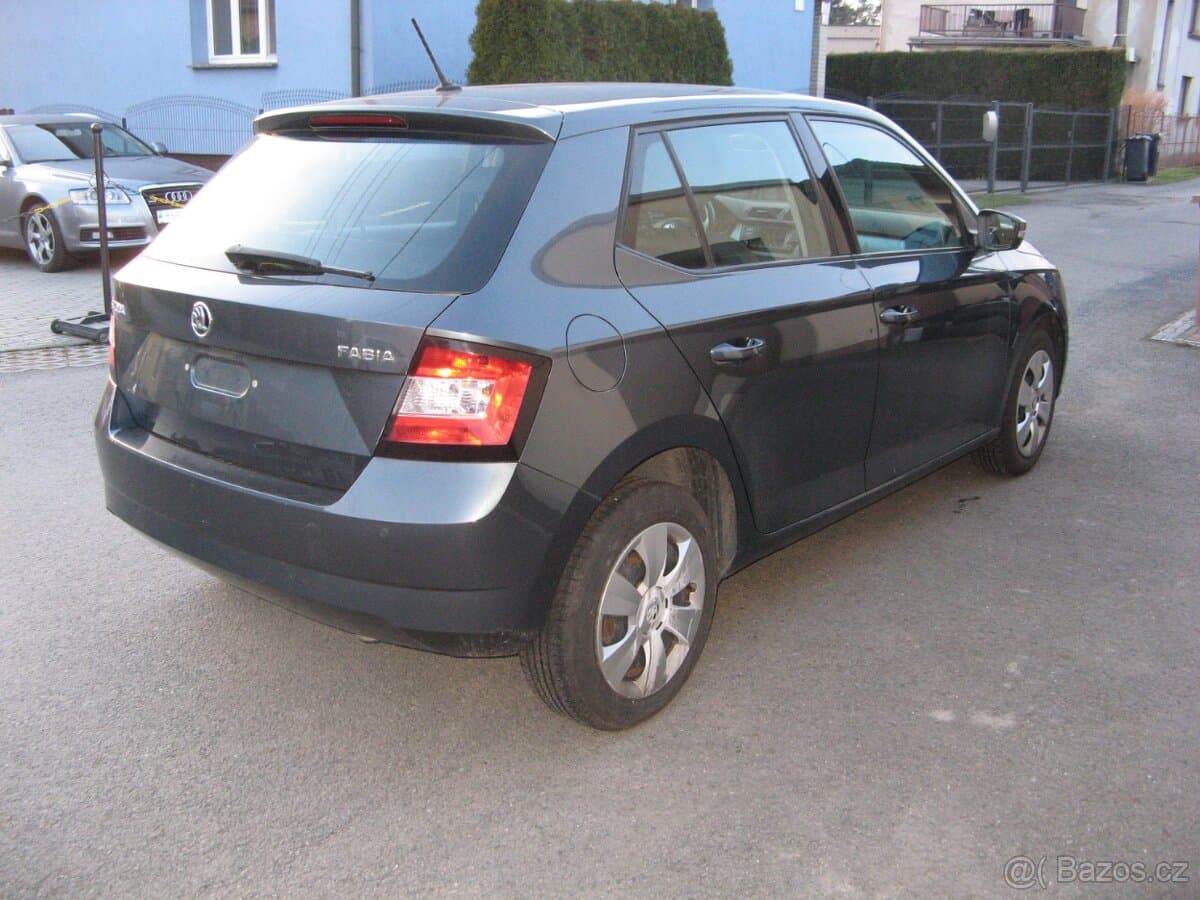 2017 Škoda FABIA - 9