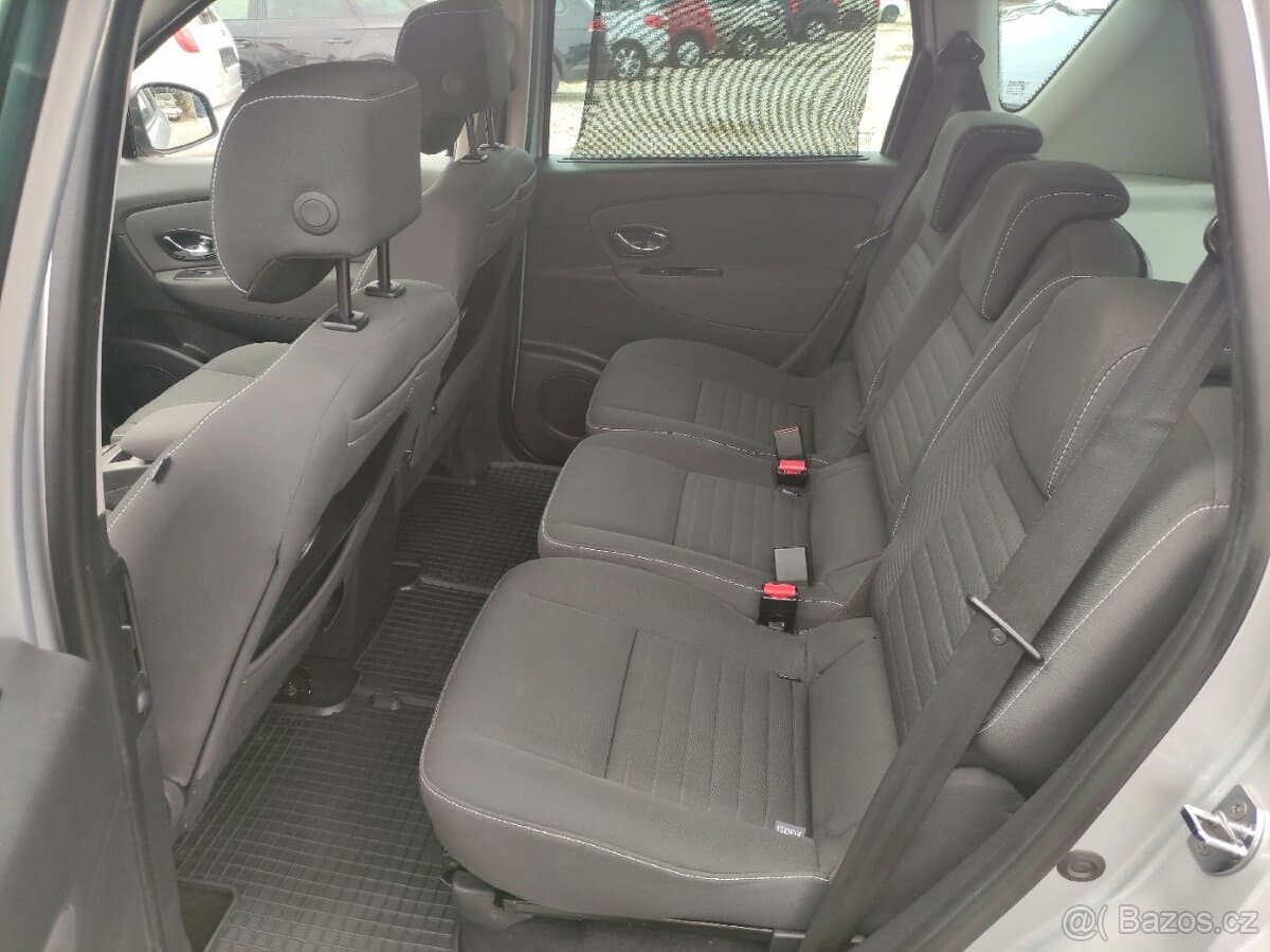2015 Renault SCENIC - 9