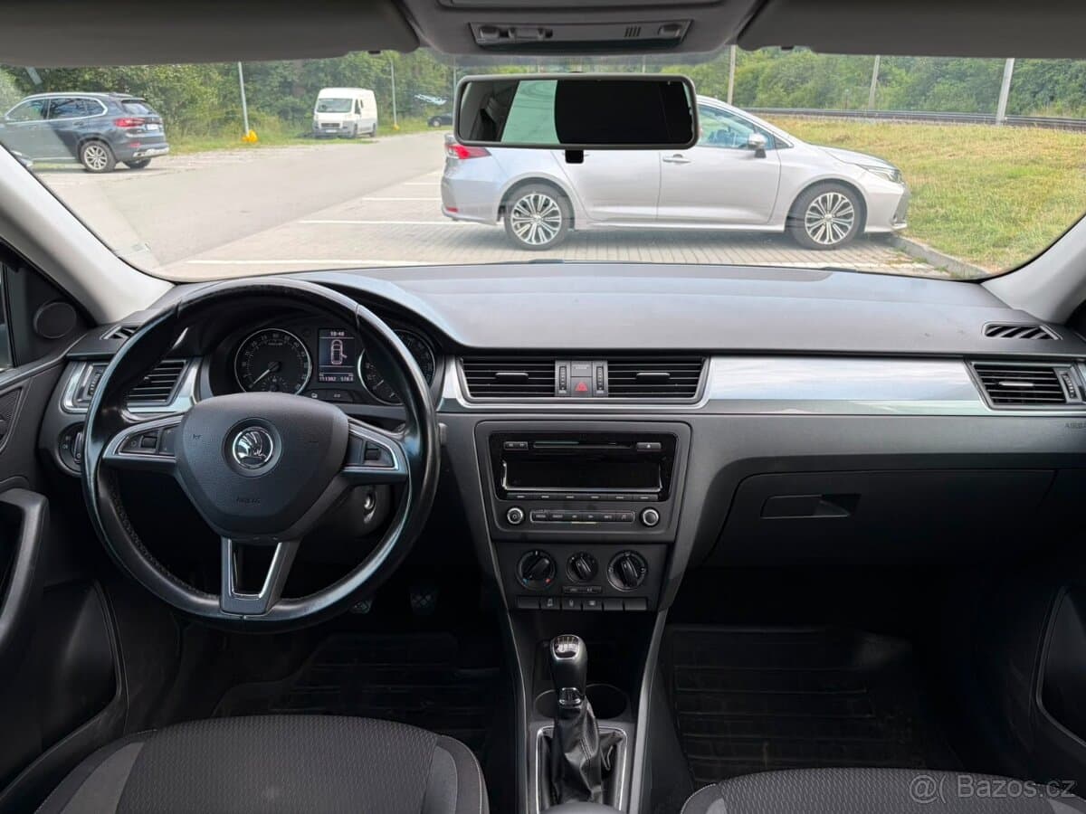 2014 Škoda RAPID - 9